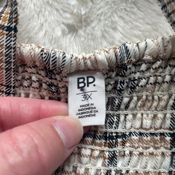 BP Plaid Crop Tank Top - Picture 4 of 7